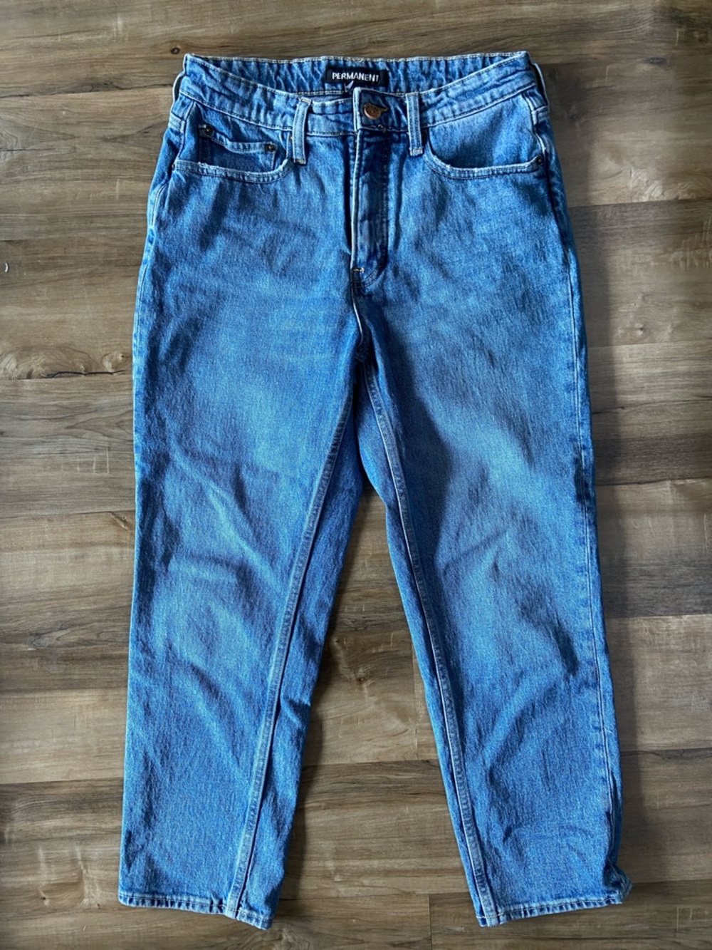 Permanent 90’s Straight Leg Jeans in Medium Blue